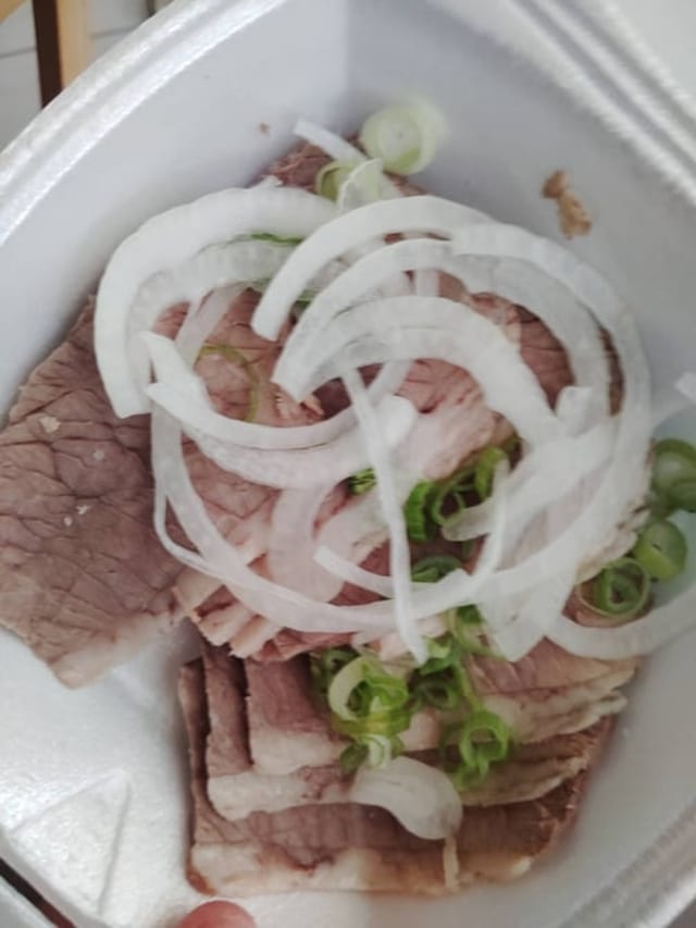Beef Ball w/ Tendon Pho.